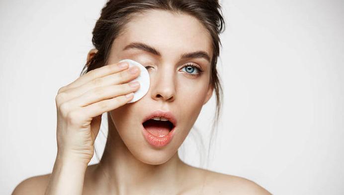 皮肤问题不断，选护肤产品前，你还得看看这个