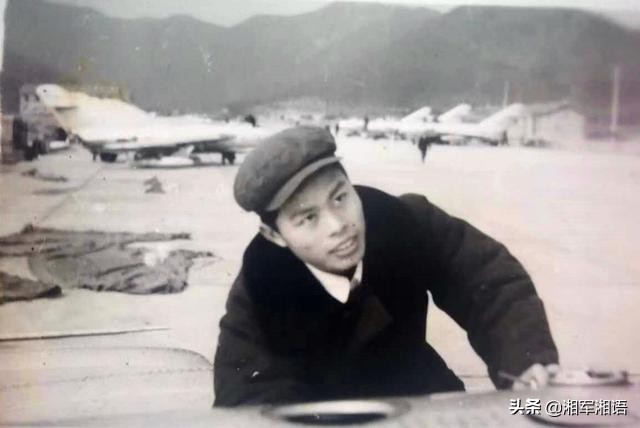 故事：云中家书入梦来：一个军人世家的“家书”往事