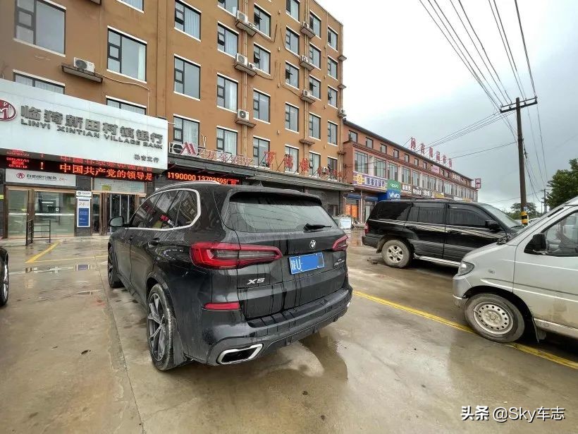 7天3000公里,宝马x57000公里发现烧机油