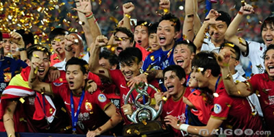 中国足球许家印与王健林,王健林与许家印对足球的贡献