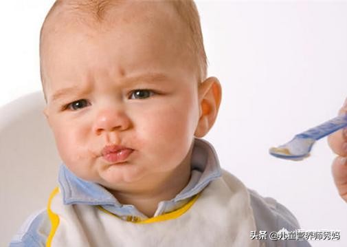 宝宝吃辅食干呕是吞咽能力差吗,十个月宝宝吃辅食就干呕怎么办