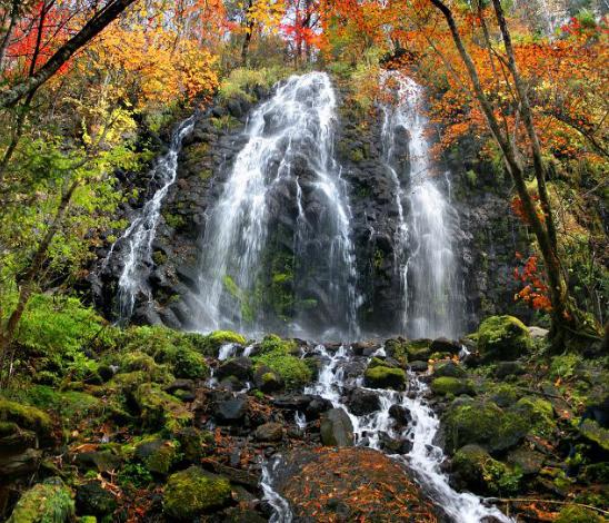 有一个与朝鲜隔江相望的长白县城,中朝边境长白县游