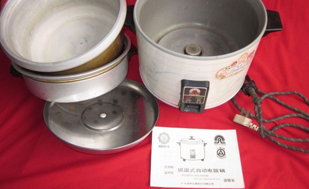 中国第一台电饭煲,中国第一代电饭煲外形变化