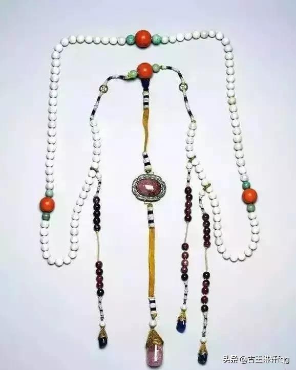 皇上身上的朝珠多少钱,皇帝的天价宝贝电视剧