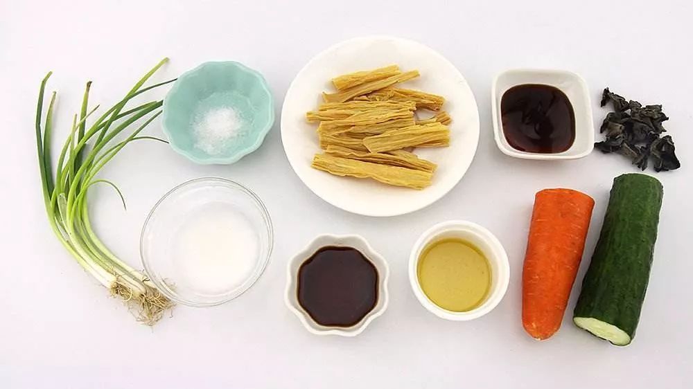 一觉醒来鬼剃头,一夜之间发现鬼剃头