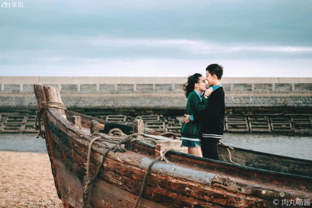 情侣温馨甜蜜照,看了想恋爱的瞬间