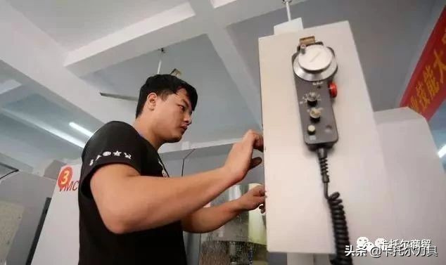 数控操作工的工作总结,数控机床操作工工作描述