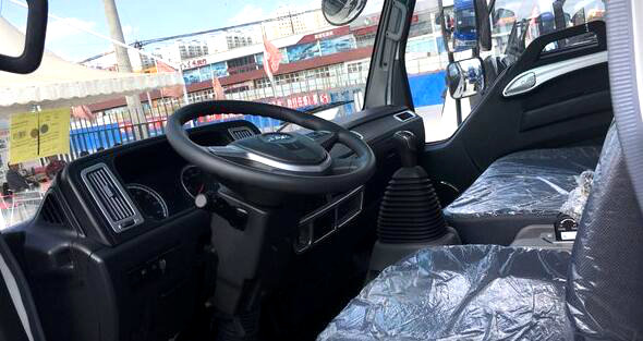 4.2米国五最新款轻卡价格,蓝牌轻卡最新款报价