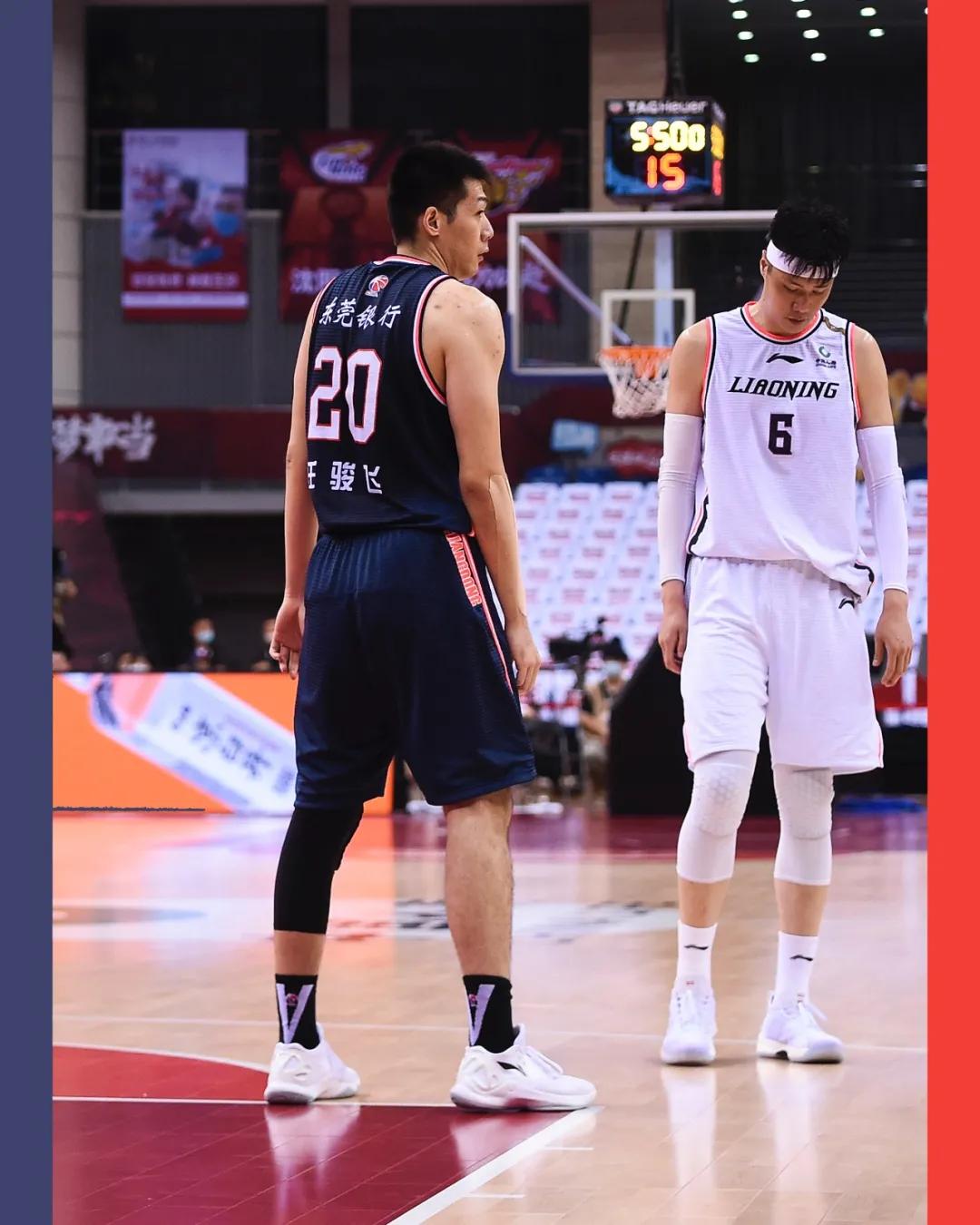 cba今日球鞋上脚一览,今日cba球鞋上脚一览