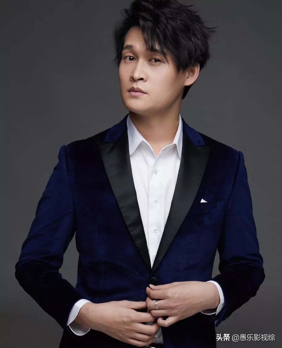 赵本山徒弟王小利最近的视频,赵本山和徒弟王小利直播