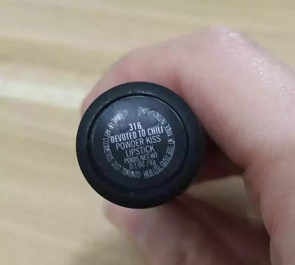 mac口红暗藏玄机,mac口红的神奇之处