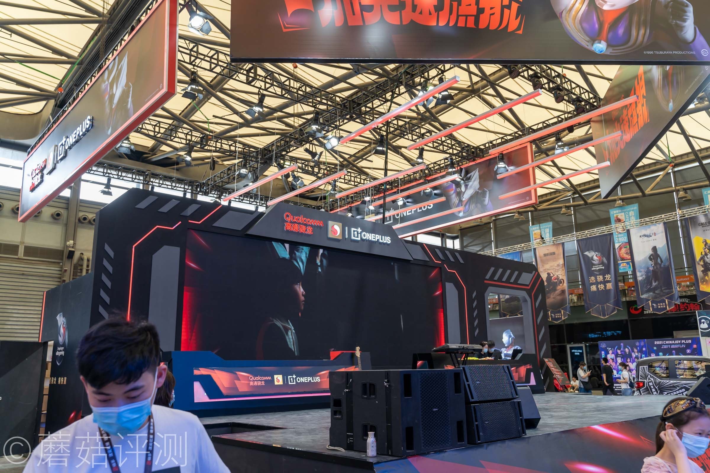 又有啥好玩的？蘑菇带你逛ChinaJoy2021，硬件、车和漂亮的小姐姐