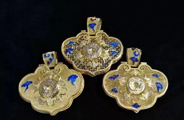 老城厢里的这家小店,还藏着宫廷首饰技艺