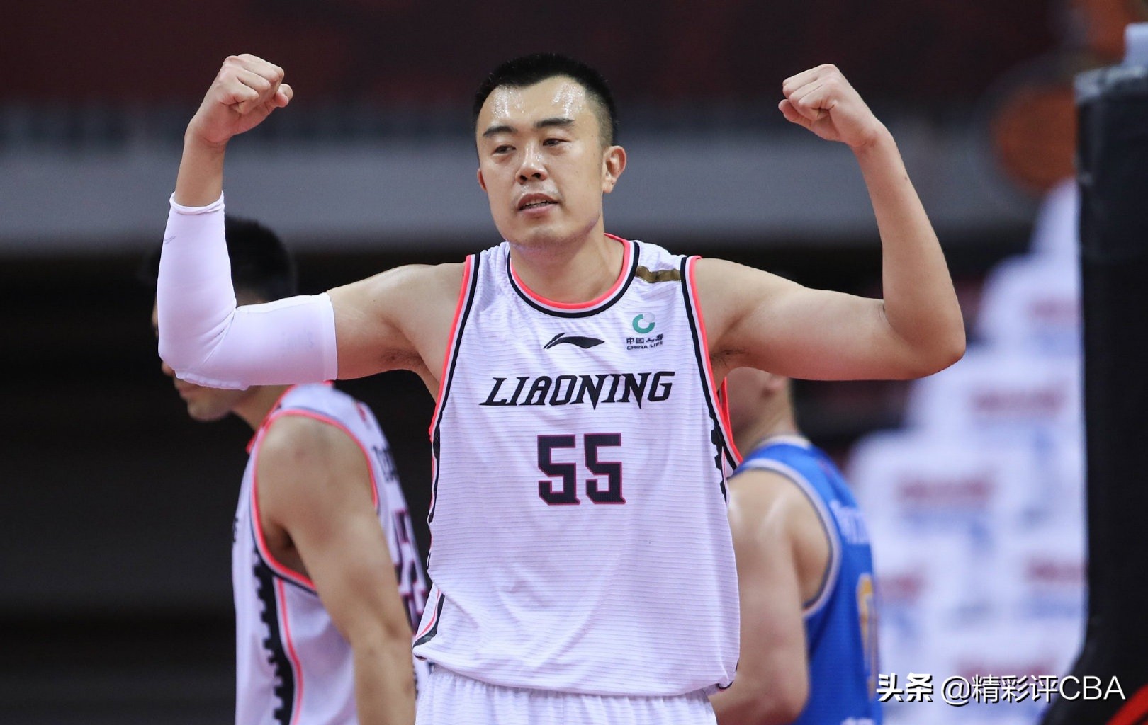 终于圆梦！辽宁巨无霸首度随正牌国家队出征，34岁高龄成为新国手