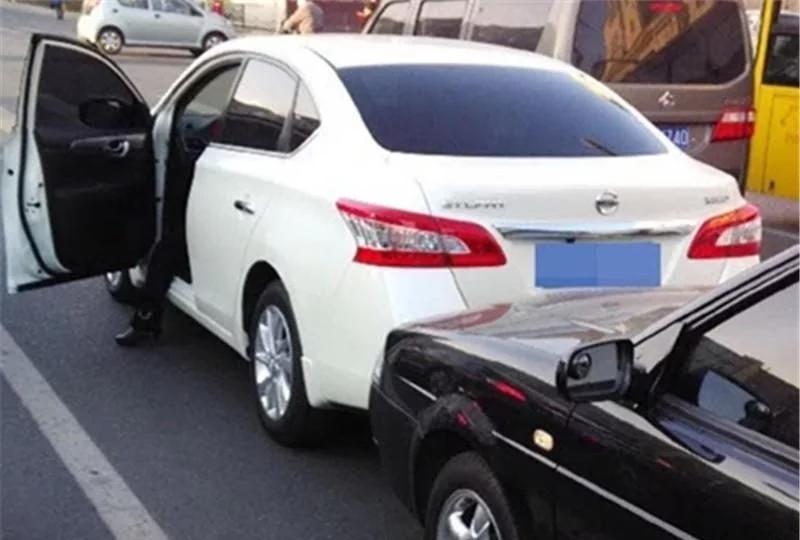 前车向后溜车怎么调,前车溜车后面的车怎么办