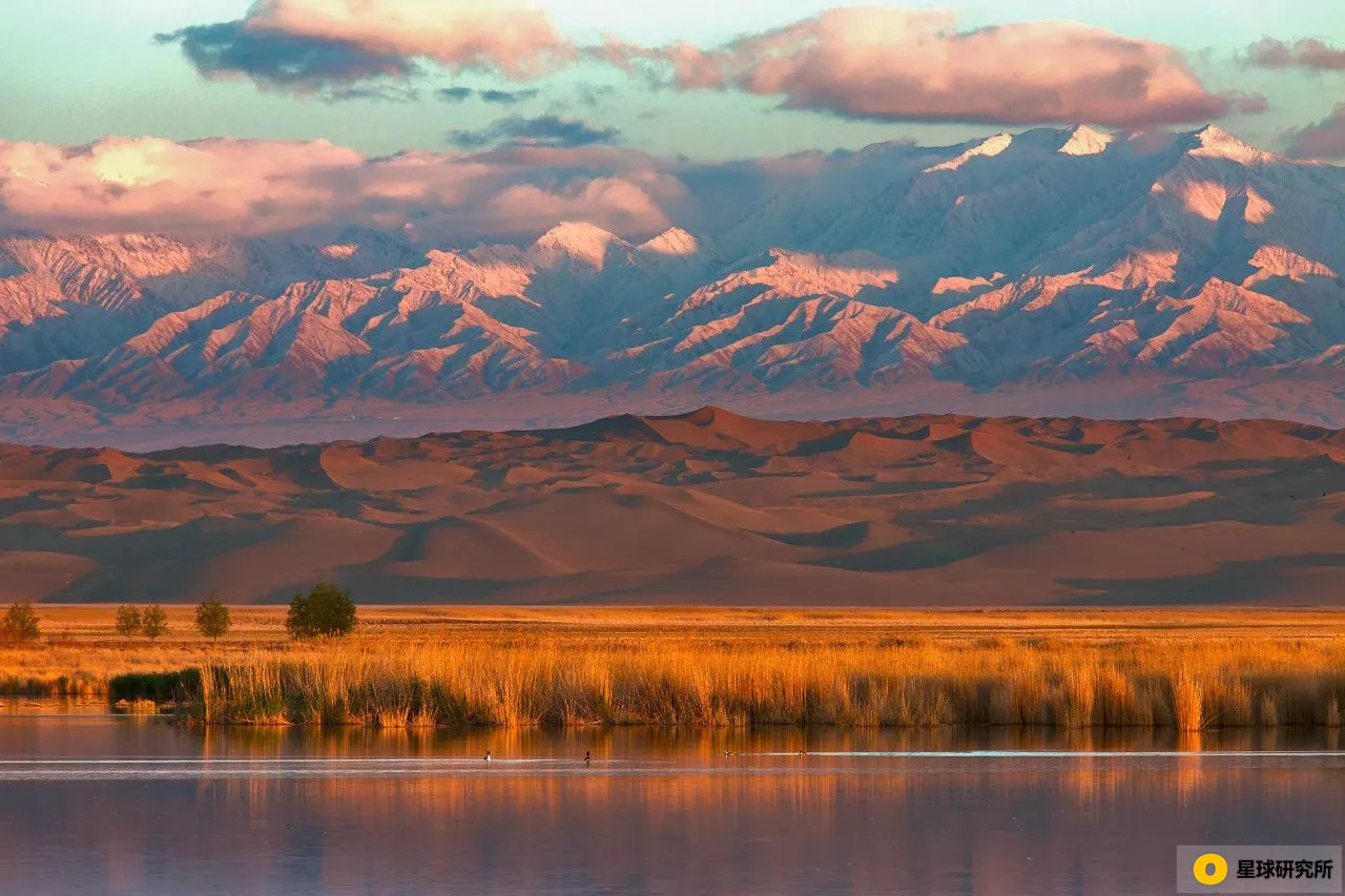 甘肃荒凉风景视频,甘肃荒凉的美景