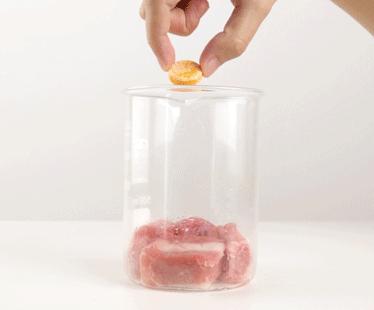 家里下水道堵塞发臭，别用开水冲！教你1个小技巧，再也不发愁