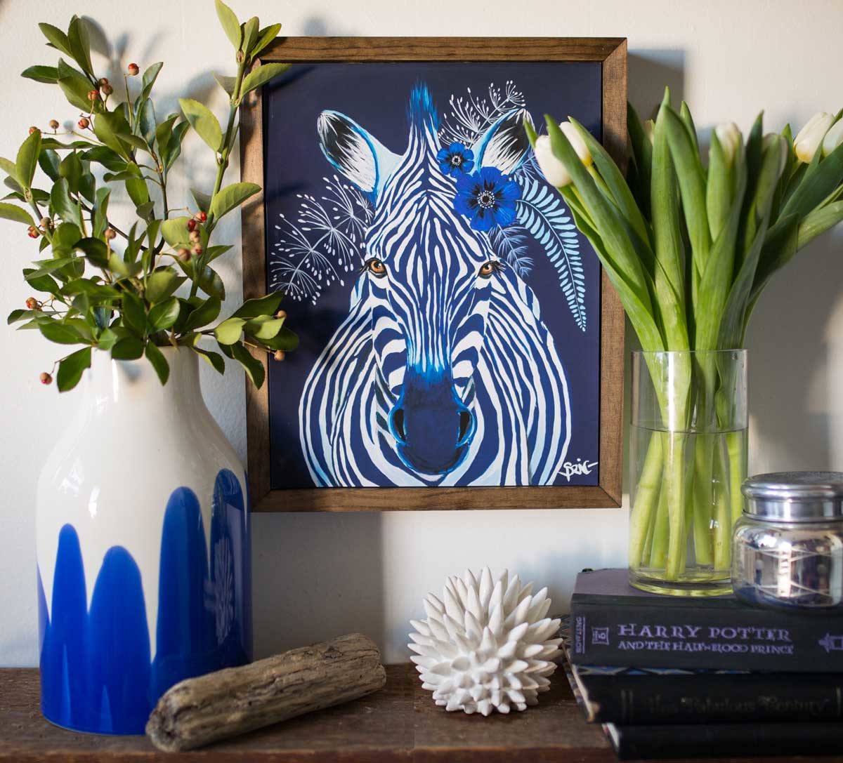 波西米亚风格的丙烯动物肖像，色彩鲜艳充满个性，装饰效果极强