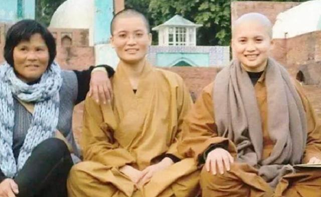 广东三姐妹出家传奇,广东两姐妹一起出家削发为尼
