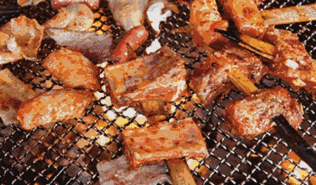 烧烤店的暴利行业,有多少人开烧烤店亏本