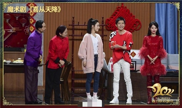 薇娅一年卖115亿，她不露脸也能月入300万，网红到底有多挣钱？