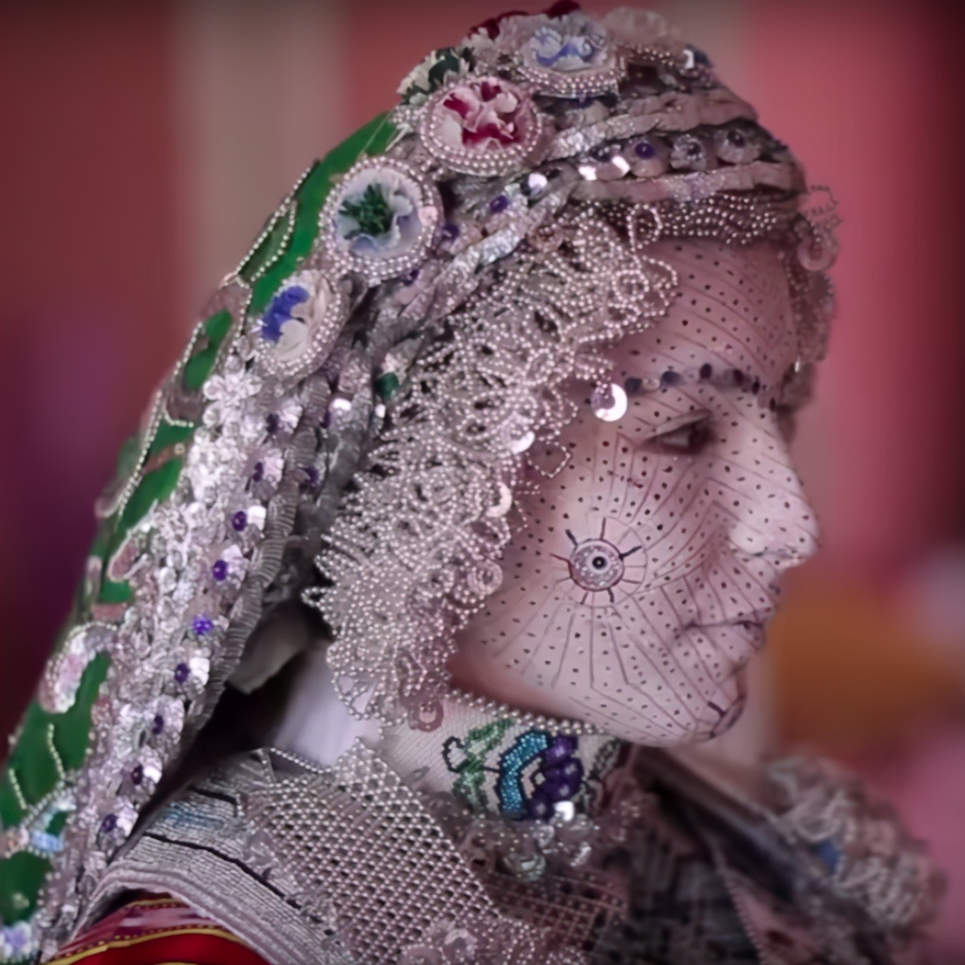 神秘森林精灵婚纱照,神秘苗族风婚纱照