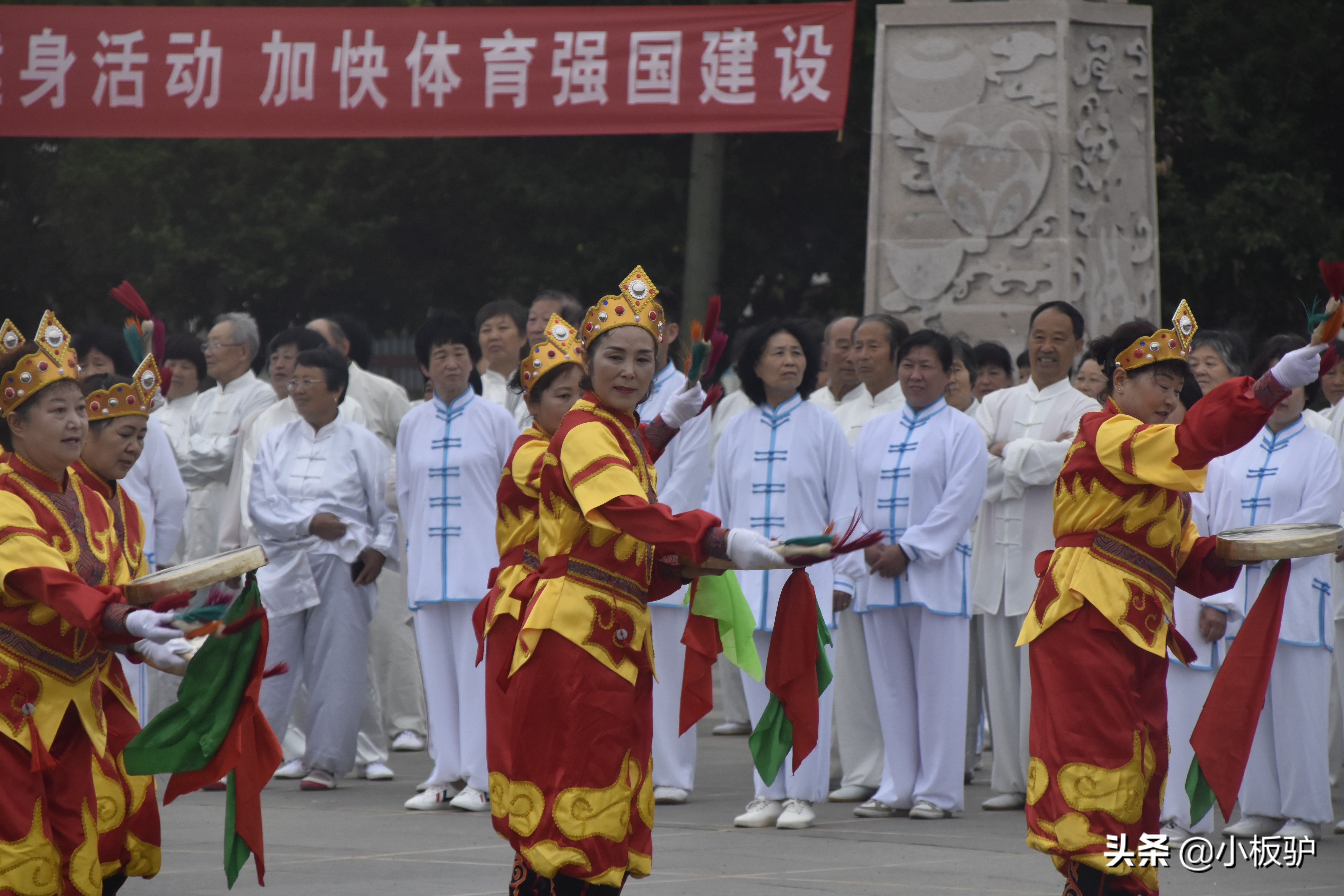 激情锣鼓表演,秧歌威风锣鼓表演完整版