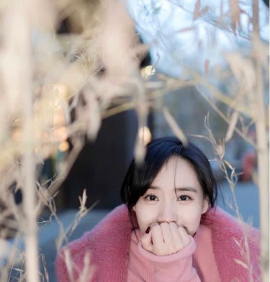 连沈腾都会看直眼的她，低调嫁给摄影师成宝妈，36岁仍美得像朵花