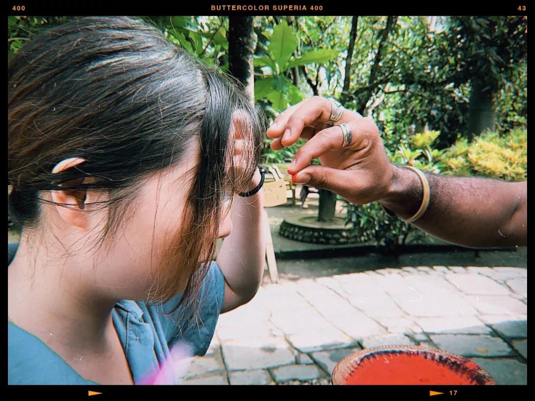 *局骗**和微笑,3000元带你体验双面尼泊尔