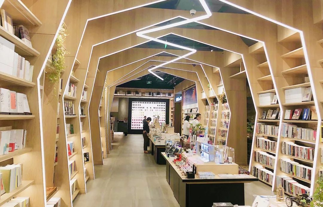 宝安西部中心,宝安中心