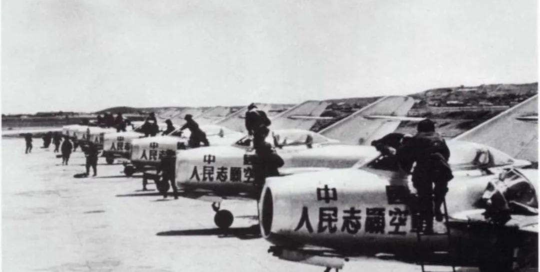 抗美援朝十大志愿军英雄名单,抗美援朝中志愿军十二位孤胆英雄