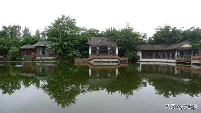 侃名联、问诸葛，海外媒体眼中的武侯祠是怎样的？