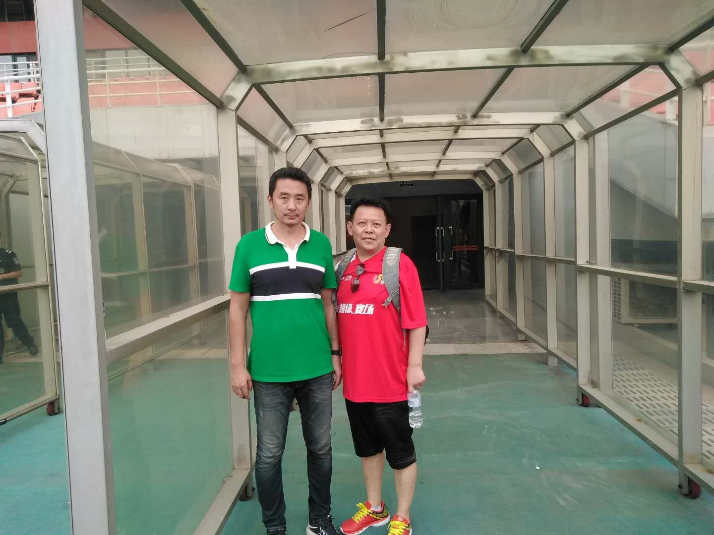 我与足球巨星同框横屏,我与足球巨星同框音乐