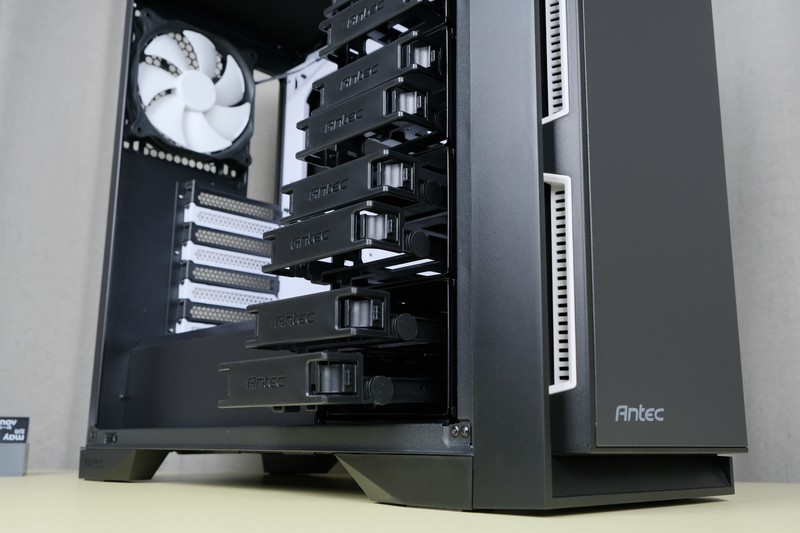 硬盘位少的小机箱推荐哪款,多盘位电脑机箱推荐