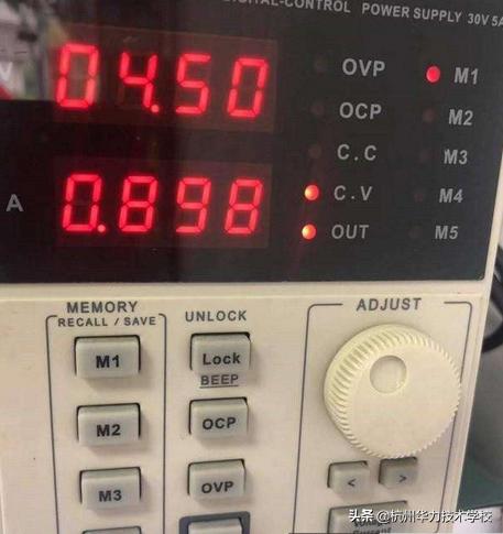 维修手机iphone,iphone进水无法开机有几种原因