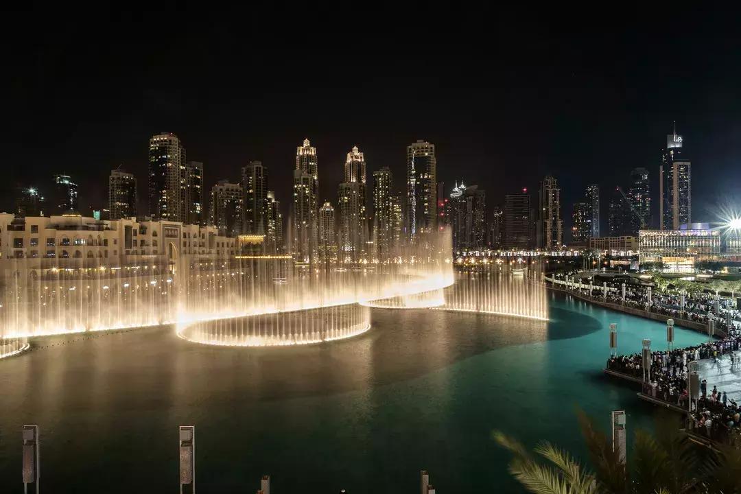 迪拜有钱女人的生活,迪拜土豪为什么有钱