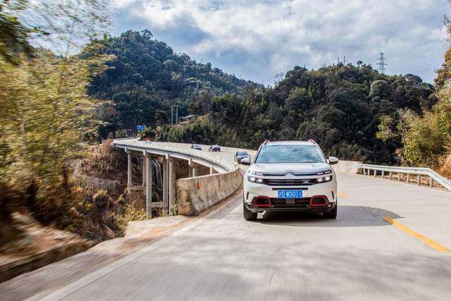 4008和天逸c5底盘有什么区别,新款天逸c5车主真实评价