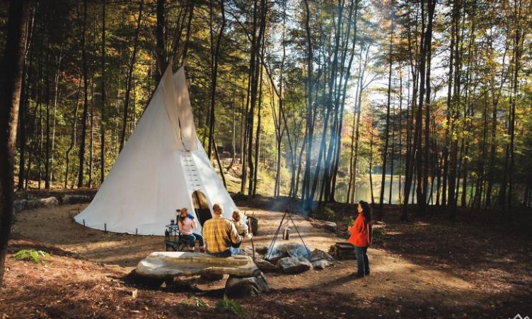 露营经济风口,露营有望成为新业态发展