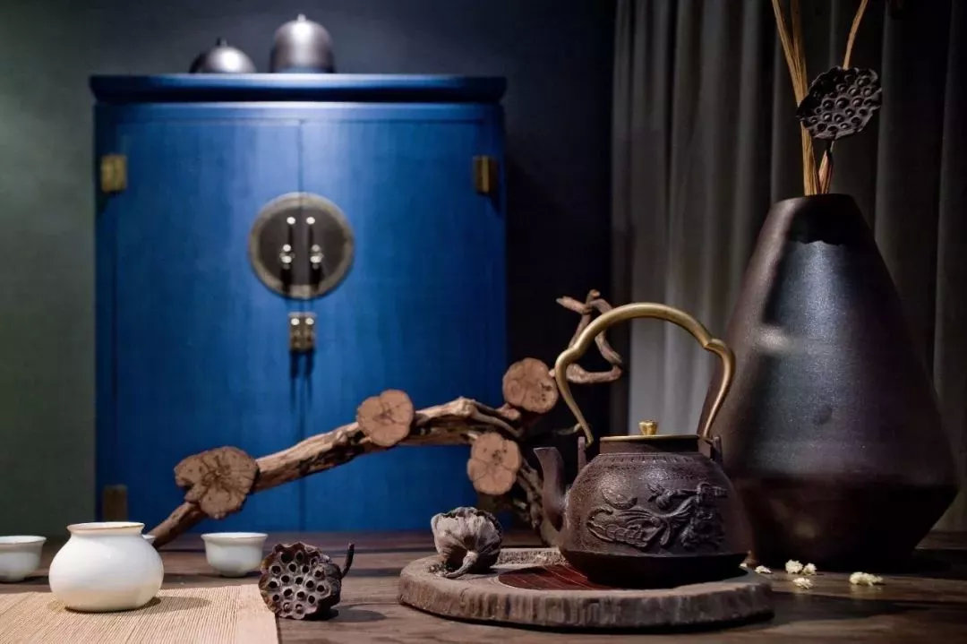 新中式什么颜色的好看,新中式加美式搭配