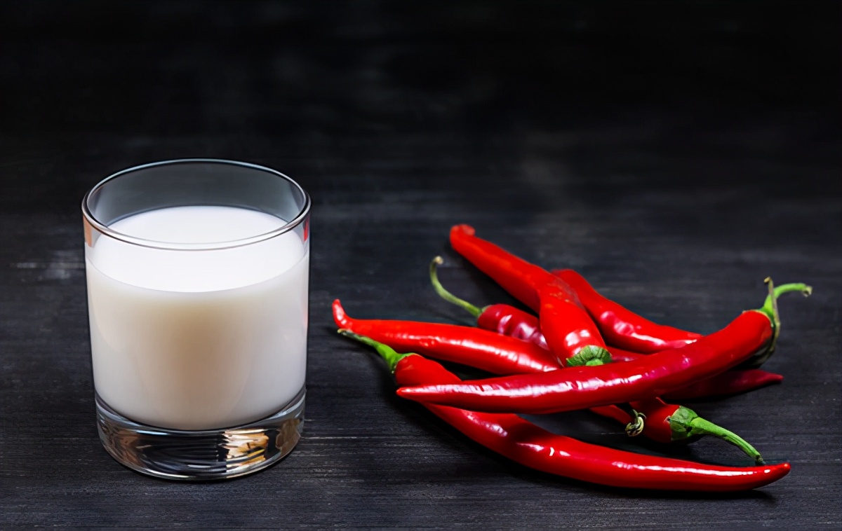 得了痔疮能吃蒜黄吗,得痔疮为什么不能吃辛辣刺激