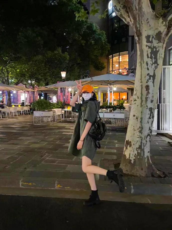 什么款式的马丁靴春夏秋冬都百搭,小个子增高马丁靴新款百搭时尚