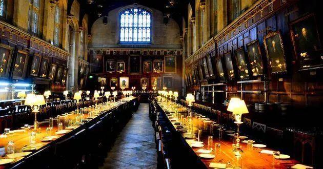 哈利波特霍格沃茨沙雕学院,哈利波特魔法霍格沃兹