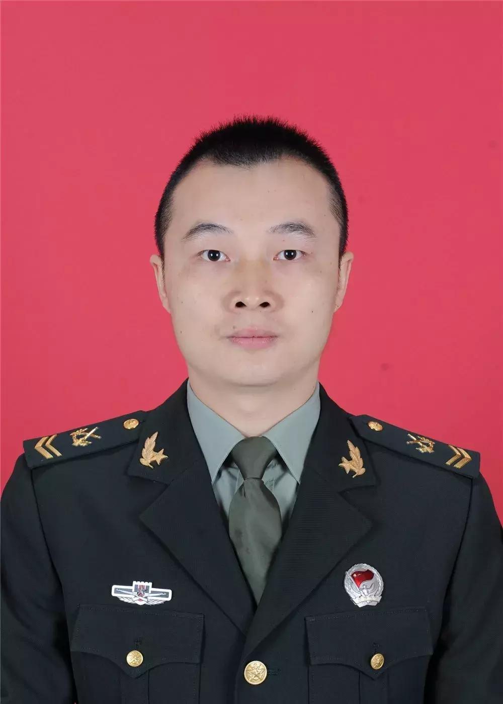 致敬每一位奋斗的老兵,致敬各个战场的每一位战友