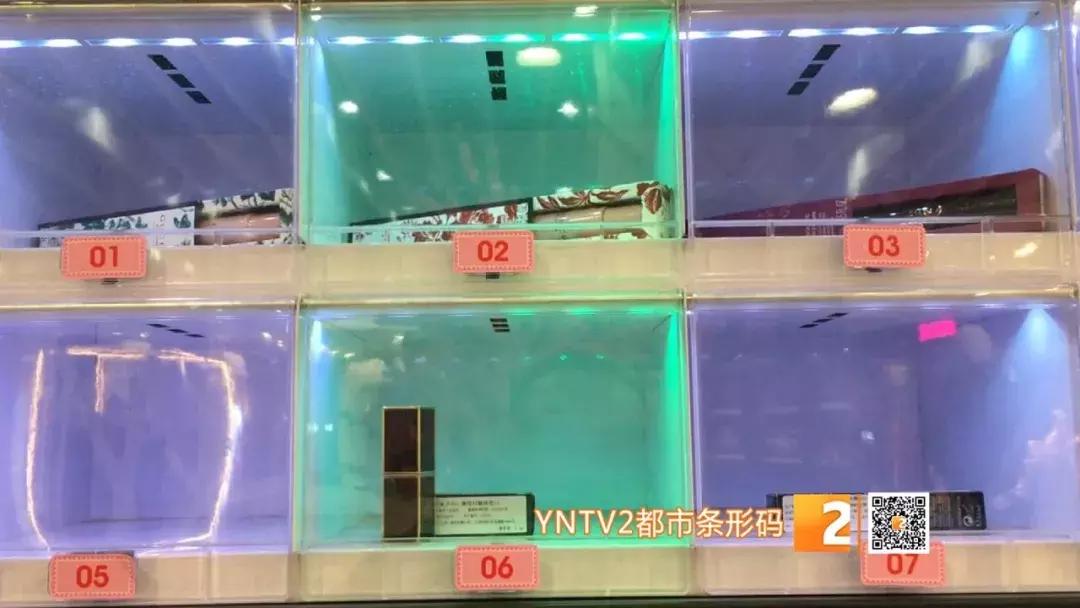 口红店的口红不让试吗,口红机里的口红