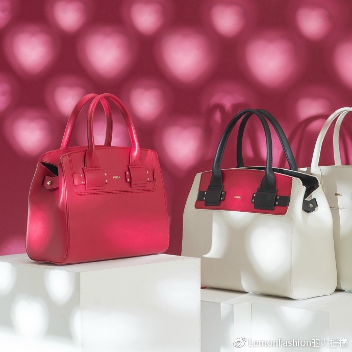 furla包包属于奢侈品吗,furla最新款包