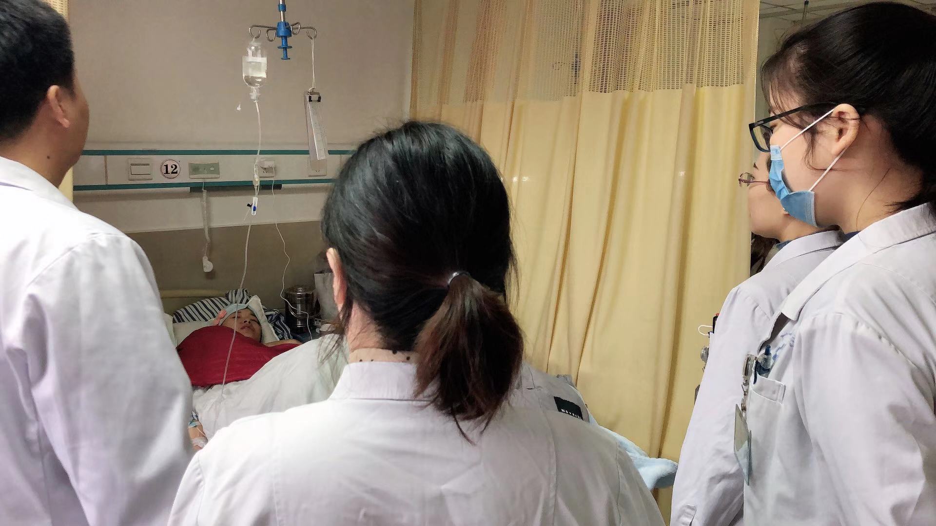 产科实习医生第一次手术,产科医生实习第一天