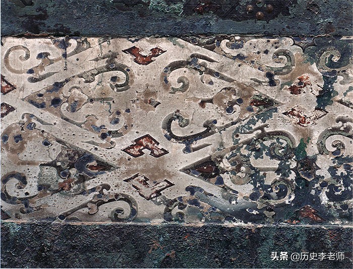 这件*物文**出土时已碎成了3000多块，专家成功修复后，惊艳了全世界