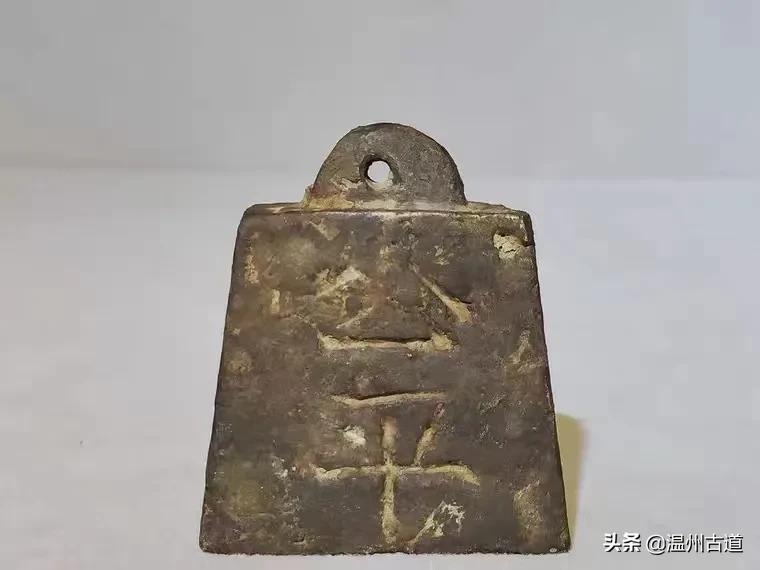 什么虽小压千斤,什么虽小