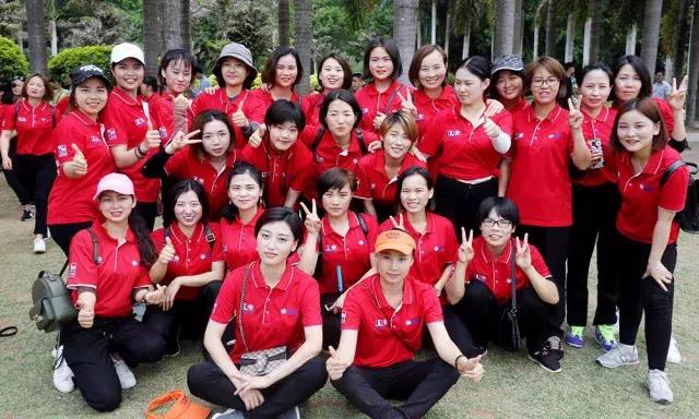 巨邦清明献花丨人间四月无心芳菲，上山看总设计师改革大步豪迈