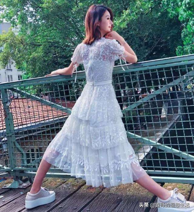 璋㈠鎸虹潃鑲氬瓙,璋㈠鑲氬瓙闅嗚捣鏄湡鐨勫悧